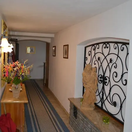 Guest house Alpenresi 3*